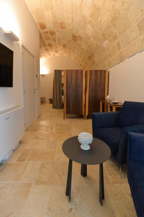 B-Welcome Rooms Of Charme E Relax Polignano a Mare Bagian luar foto