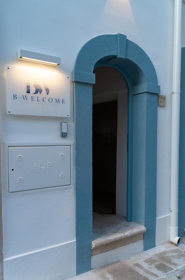 B-Welcome Rooms Of Charme E Relax Polignano a Mare Bagian luar foto