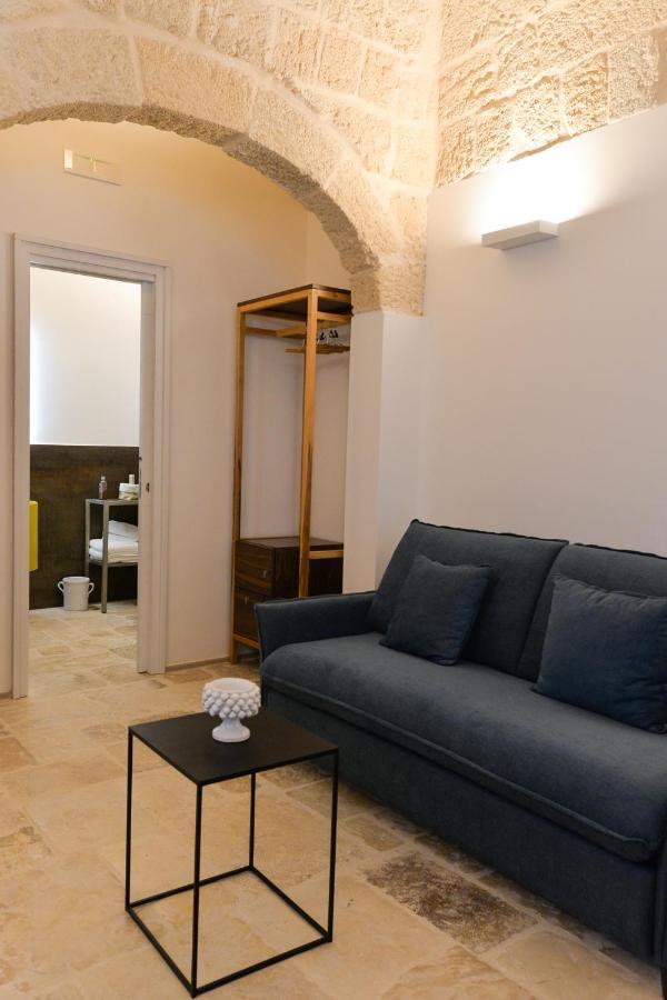 B-Welcome Rooms Of Charme E Relax Polignano a Mare Bagian luar foto