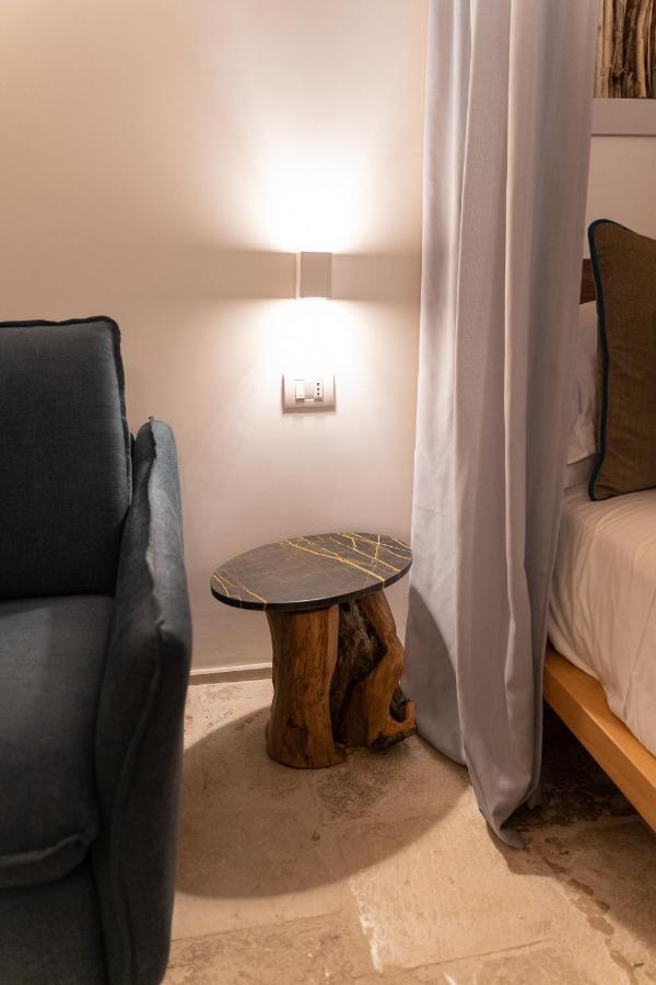 B-Welcome Rooms Of Charme E Relax Polignano a Mare Bagian luar foto