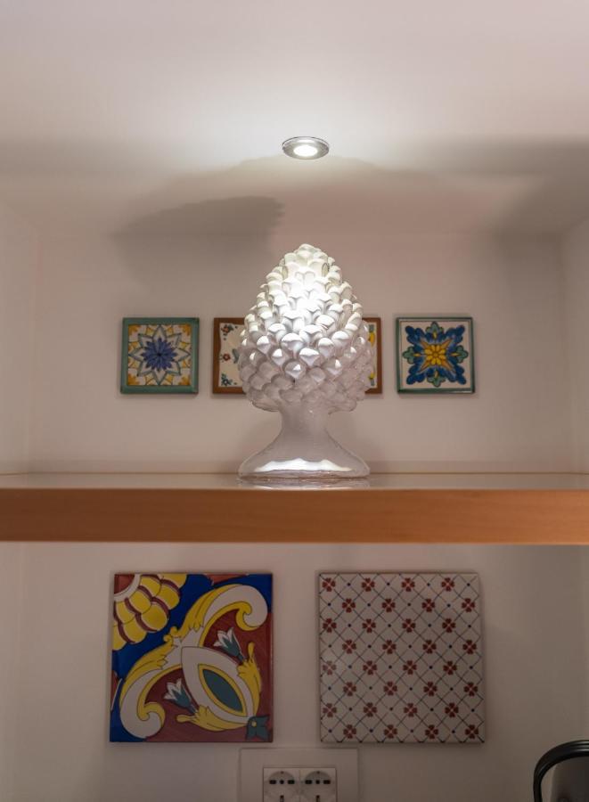 B-Welcome Rooms Of Charme E Relax Polignano a Mare Bagian luar foto