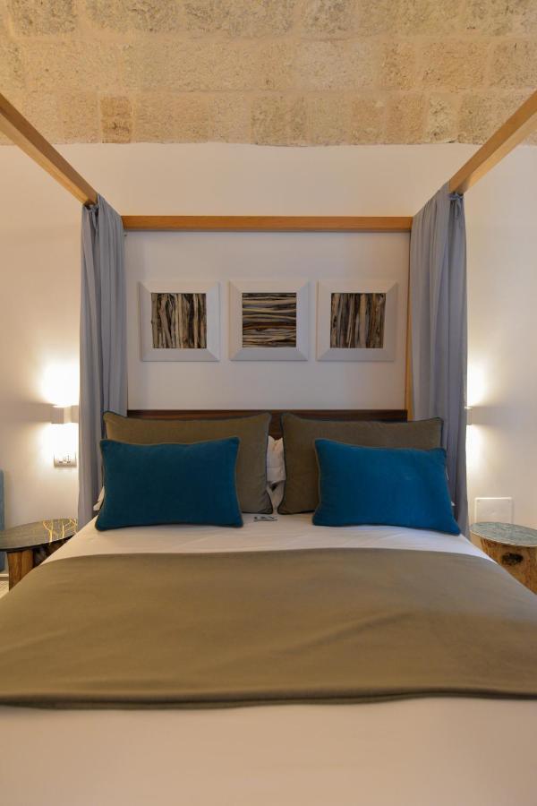 B-Welcome Rooms Of Charme E Relax Polignano a Mare Bagian luar foto