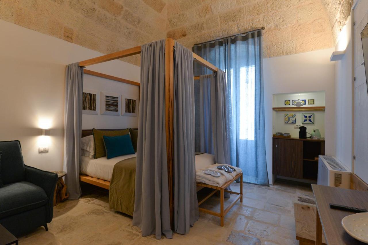 B-Welcome Rooms Of Charme E Relax Polignano a Mare Bagian luar foto