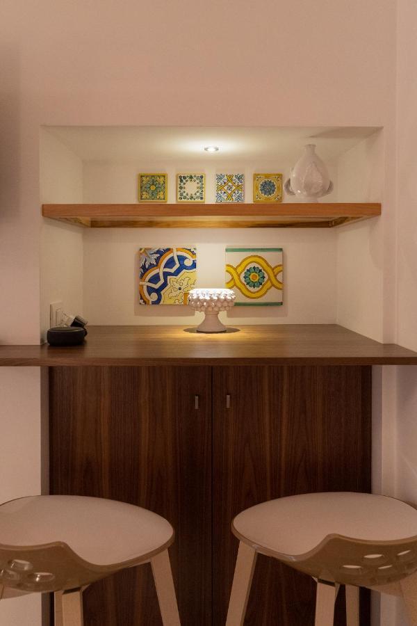 B-Welcome Rooms Of Charme E Relax Polignano a Mare Bagian luar foto