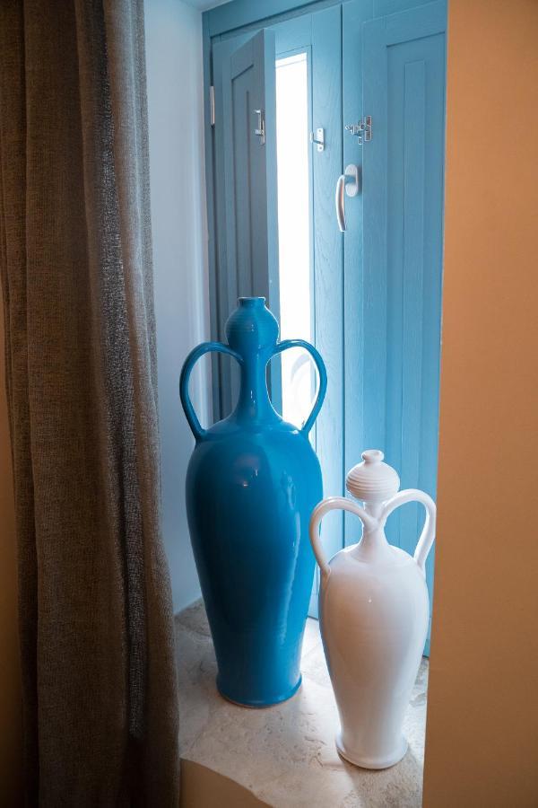 B-Welcome Rooms Of Charme E Relax Polignano a Mare Bagian luar foto