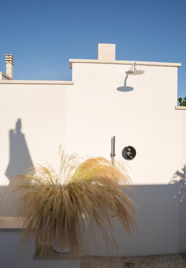 B-Welcome Rooms Of Charme E Relax Polignano a Mare Bagian luar foto