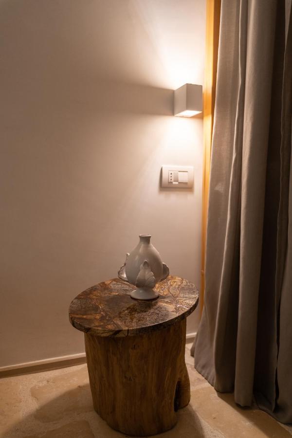 B-Welcome Rooms Of Charme E Relax Polignano a Mare Bagian luar foto